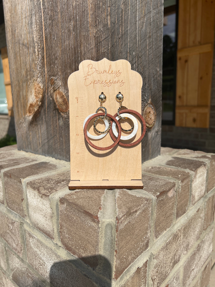 6370- Brown Wooded Circle Earrings w/ White & Gold Circle Detail