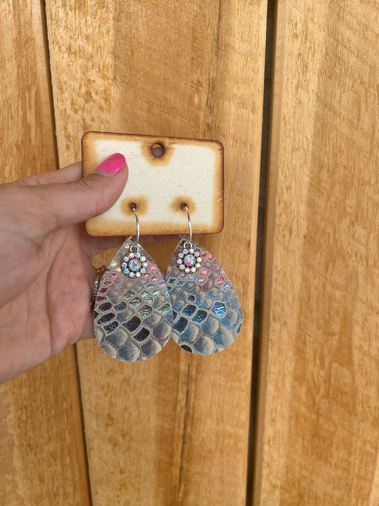 6354- Dream On Leather Earrings