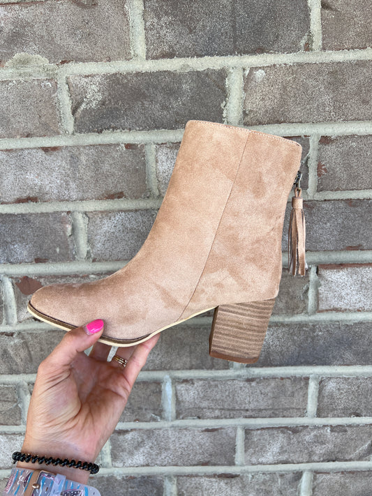 6309- Corkys Sand Boujee Boots