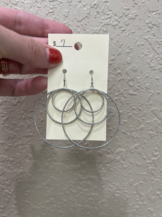 1285- Multi Circle Silver Earrings