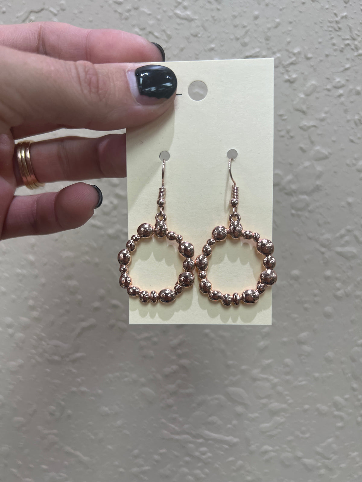 6774- Rose Gold Circle Dot Earrings