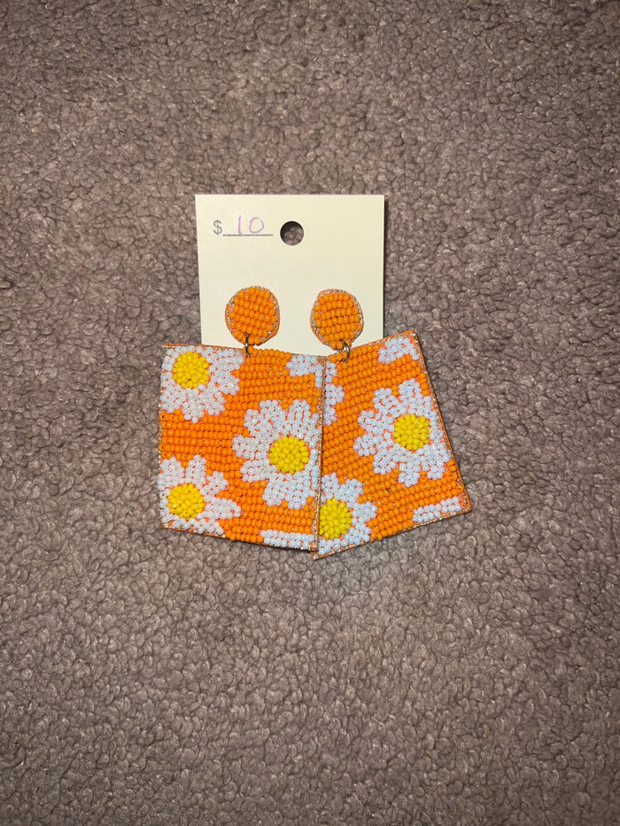 7876- Orange Flower Beaded Earrings