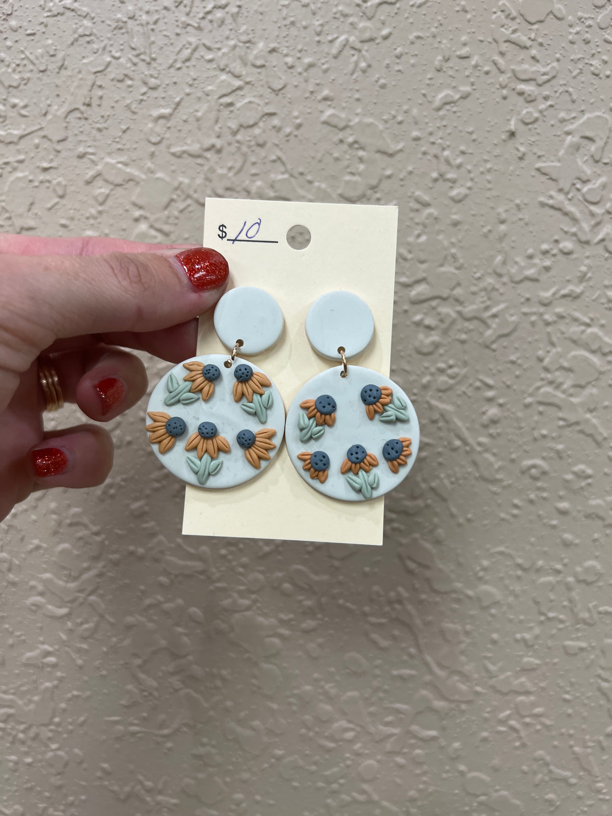 1259- Ivory Clay Earring w/ Floral Detail