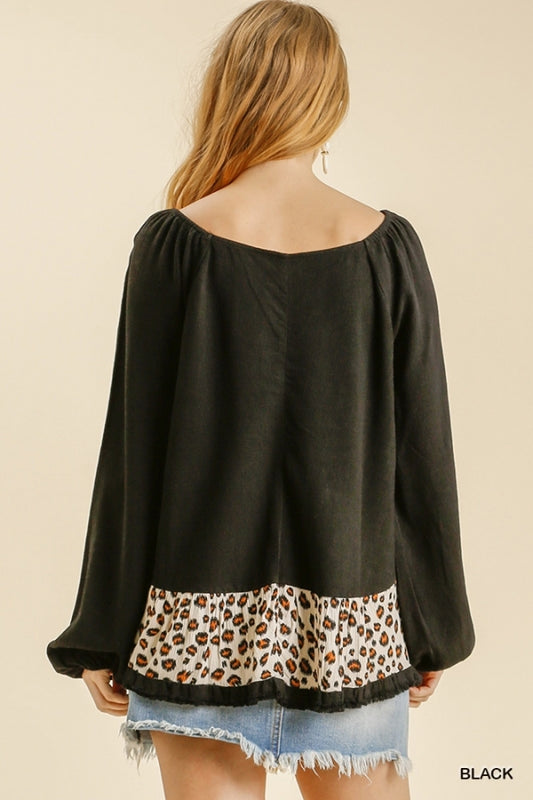 6076- Umgee Black Linen Top w/ Fray Hem & Leopard Detail