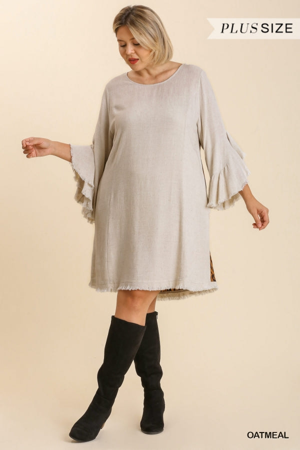 1755- Umgee Oatmeal Linen Blen Bell Sleeve Cut Out Back Dress